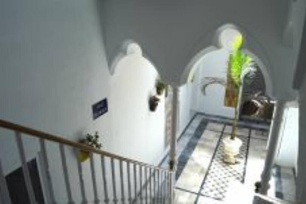 Apartamento Veedor 19 Dias Y Muchas Noches Cadiz Bagian luar foto