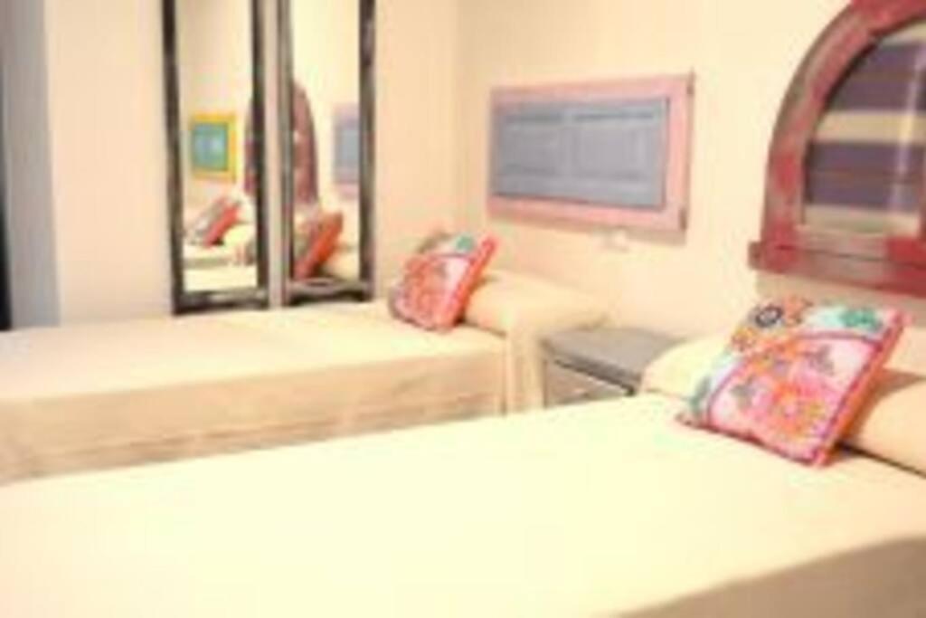 Apartamento Veedor 19 Dias Y Muchas Noches Cadiz Bagian luar foto